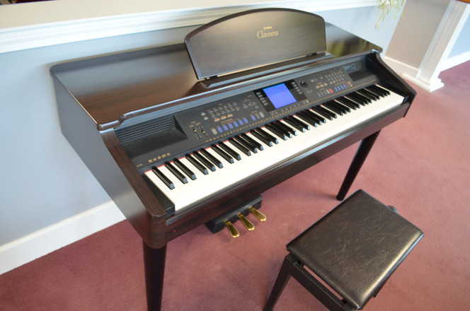 Yamaha CVP105 Clavinova digital piano